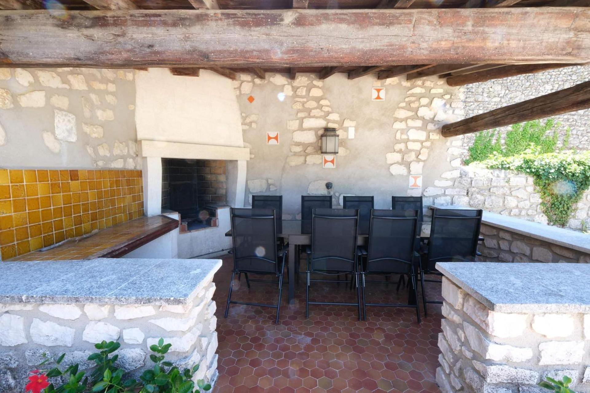 Typical Mas Provencal With Swimming Pool In A Small Hamlet Near Mouries In The Alpilles In Provence- 8 Persons Villa Bagian luar foto